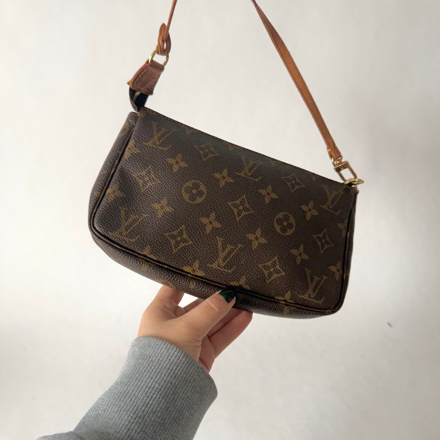 Louis Vuitton Brown Monogram Classic Pochette Accessories Shoulder Bag