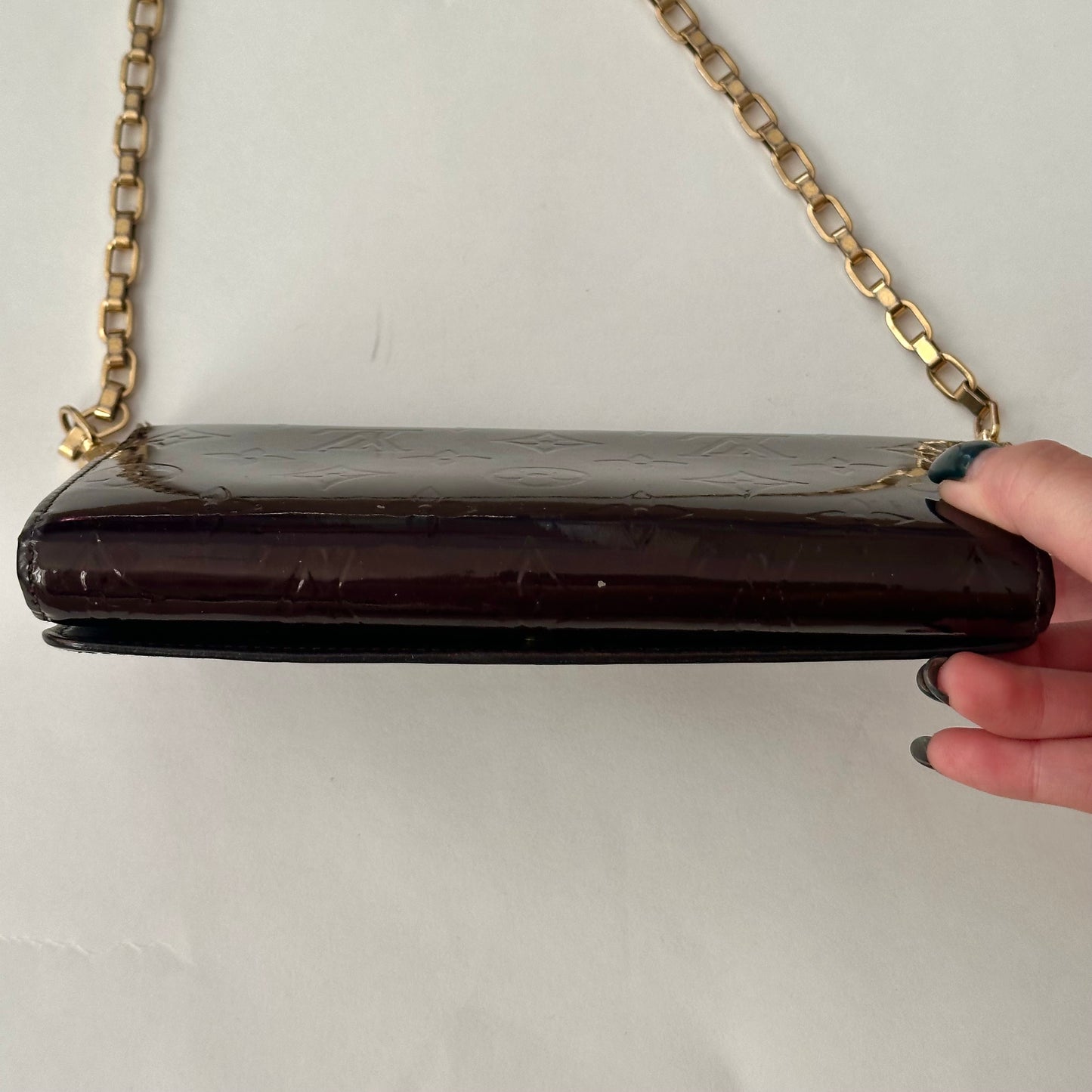 Louis Vuitton Vernis Amarante Sarah Chain Wallet Bag
