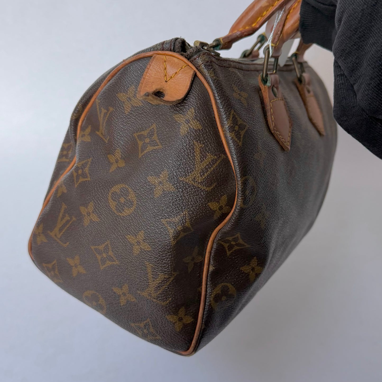 Louis Vuitton Brown Monogram Canvas Speedy 25