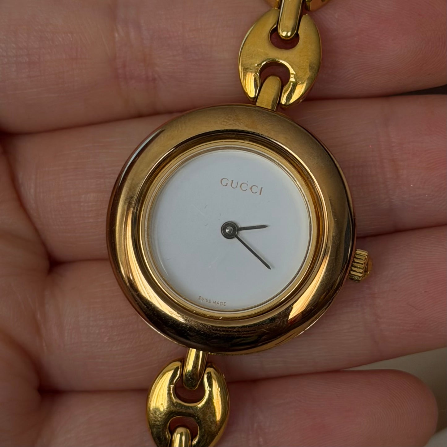 Gucci Gold Mariner Link White Dial Bezel Watch