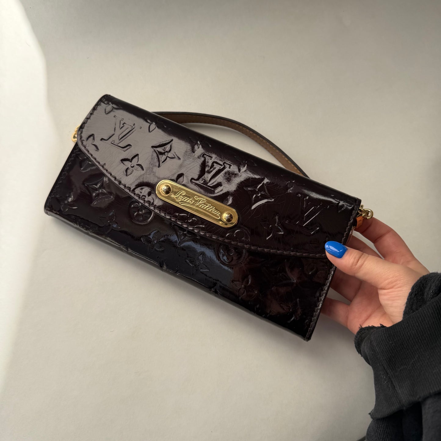 Louis Vuitton Amarante Vernis Monogram Sunset Boulevard Pochette