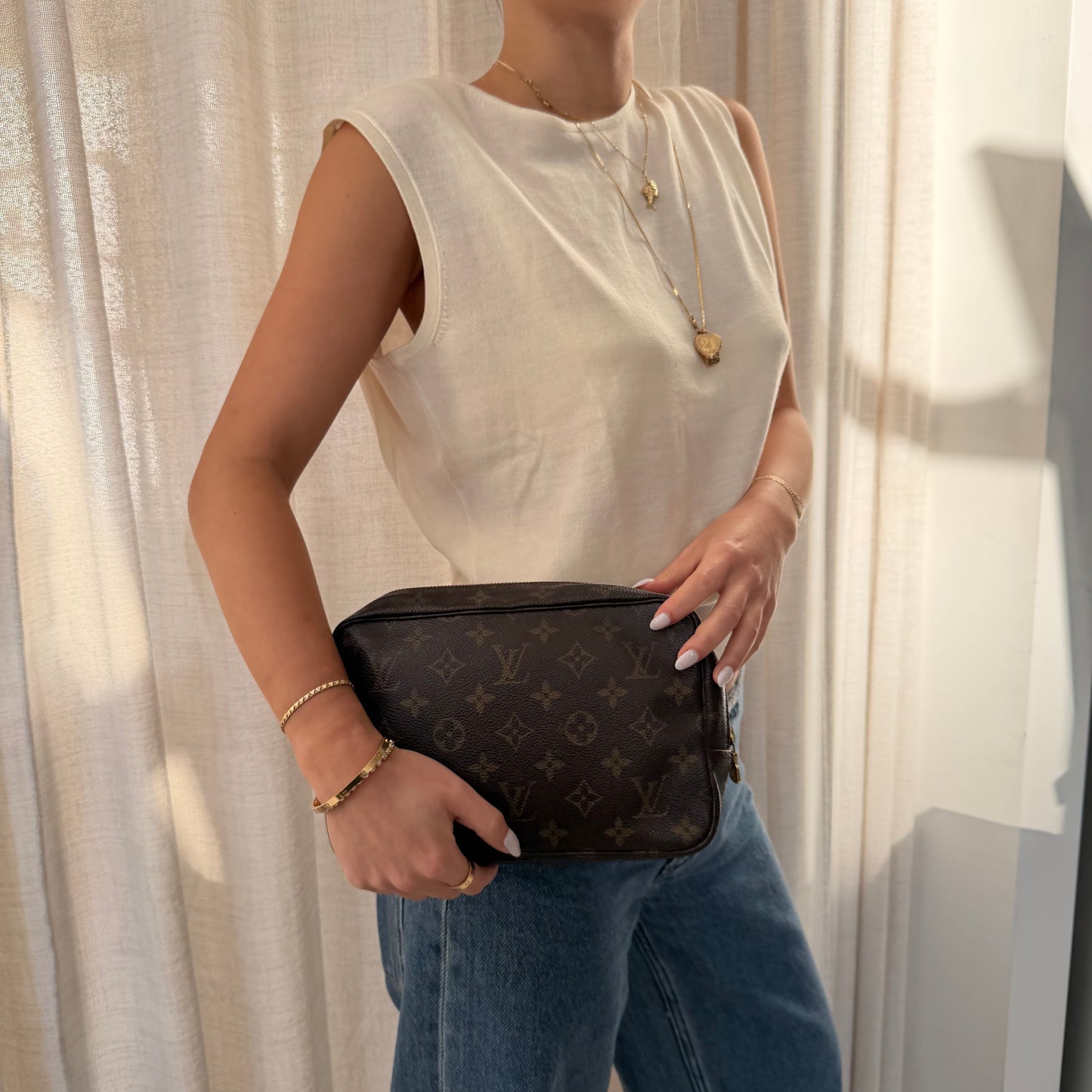 Louis Vuitton Trousse 23 Toiletry Pouch