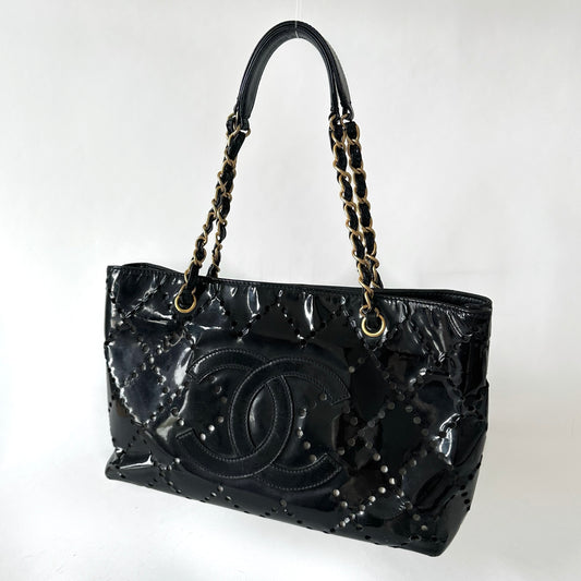 Chanel Black Patent Leather Embossed Logo Tote Bag