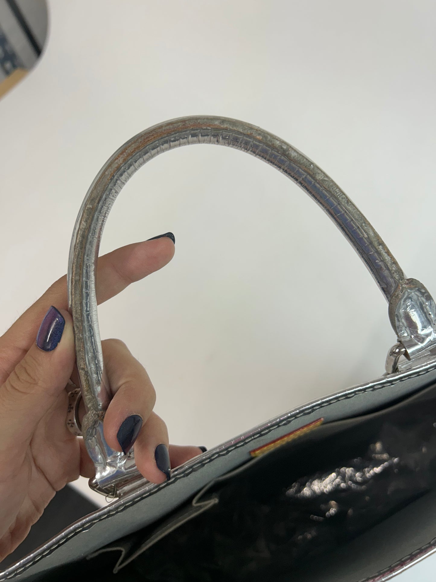 Louis Vuitton Silver Metallic Vernis Monogram Sac Plat Handbag