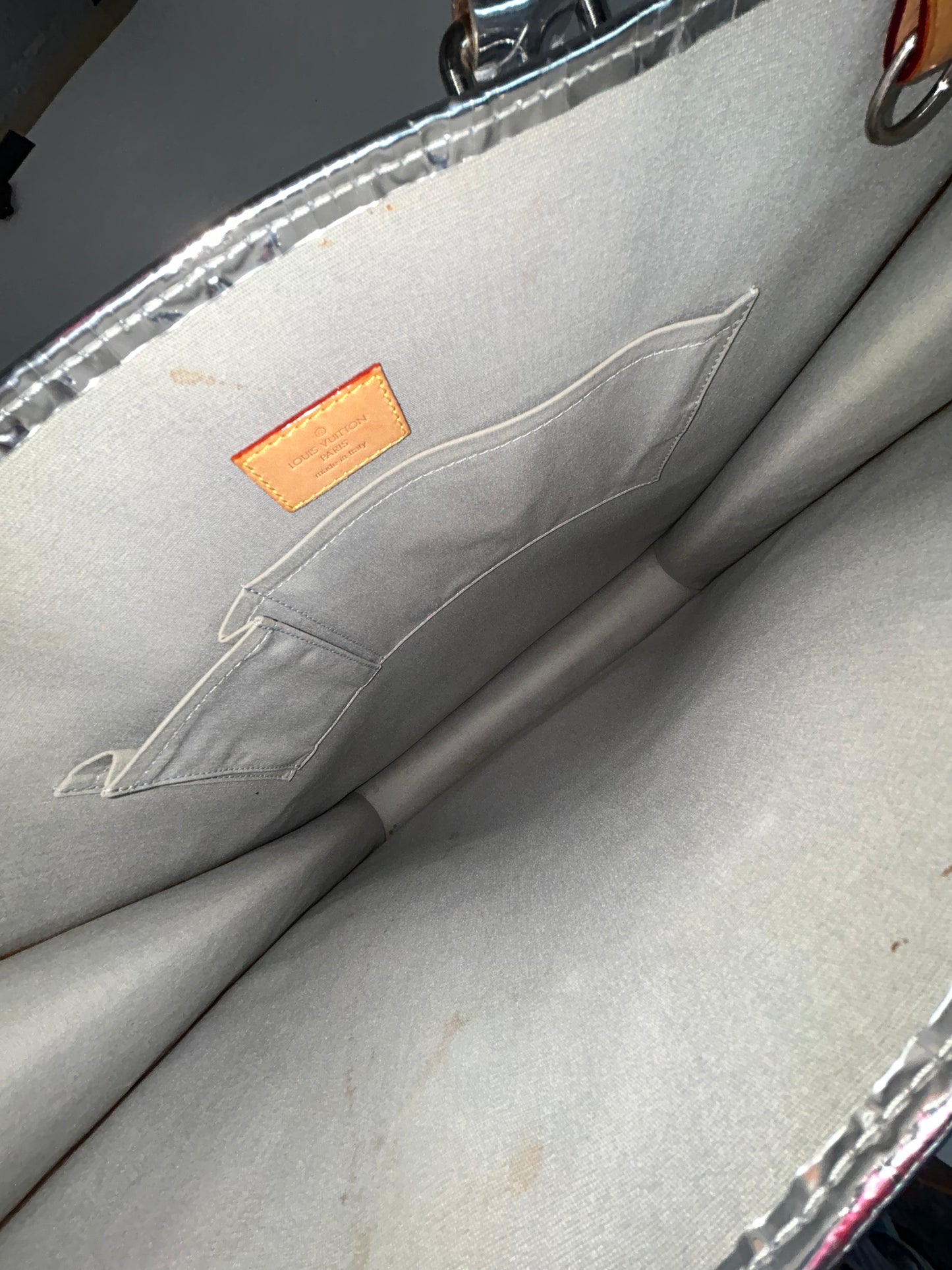 Louis Vuitton Silver Metallic Vernis Monogram Sac Plat Handbag