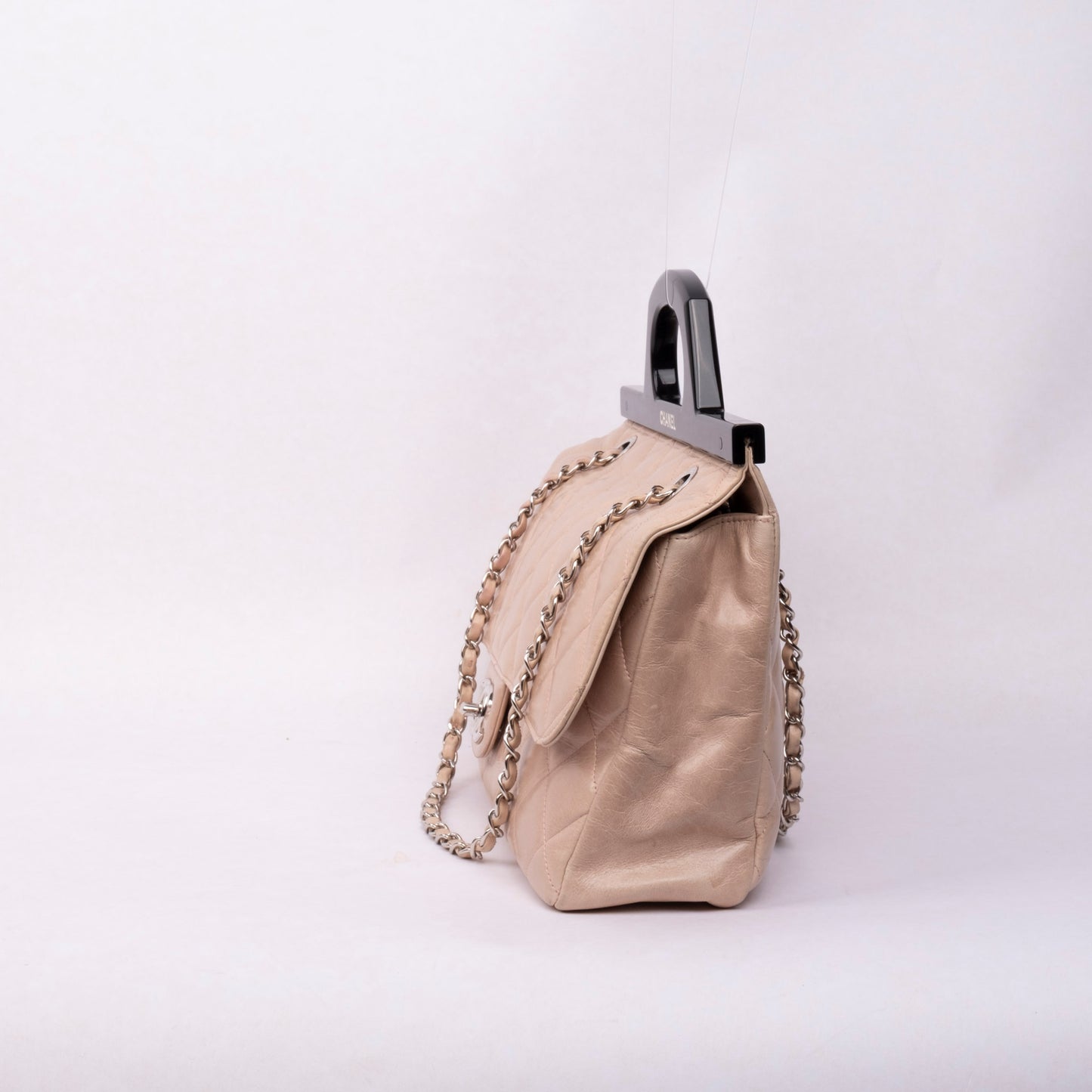 Chanel 2014 Beige Lambskin Quilted Acrylic Handle Delivery Flap