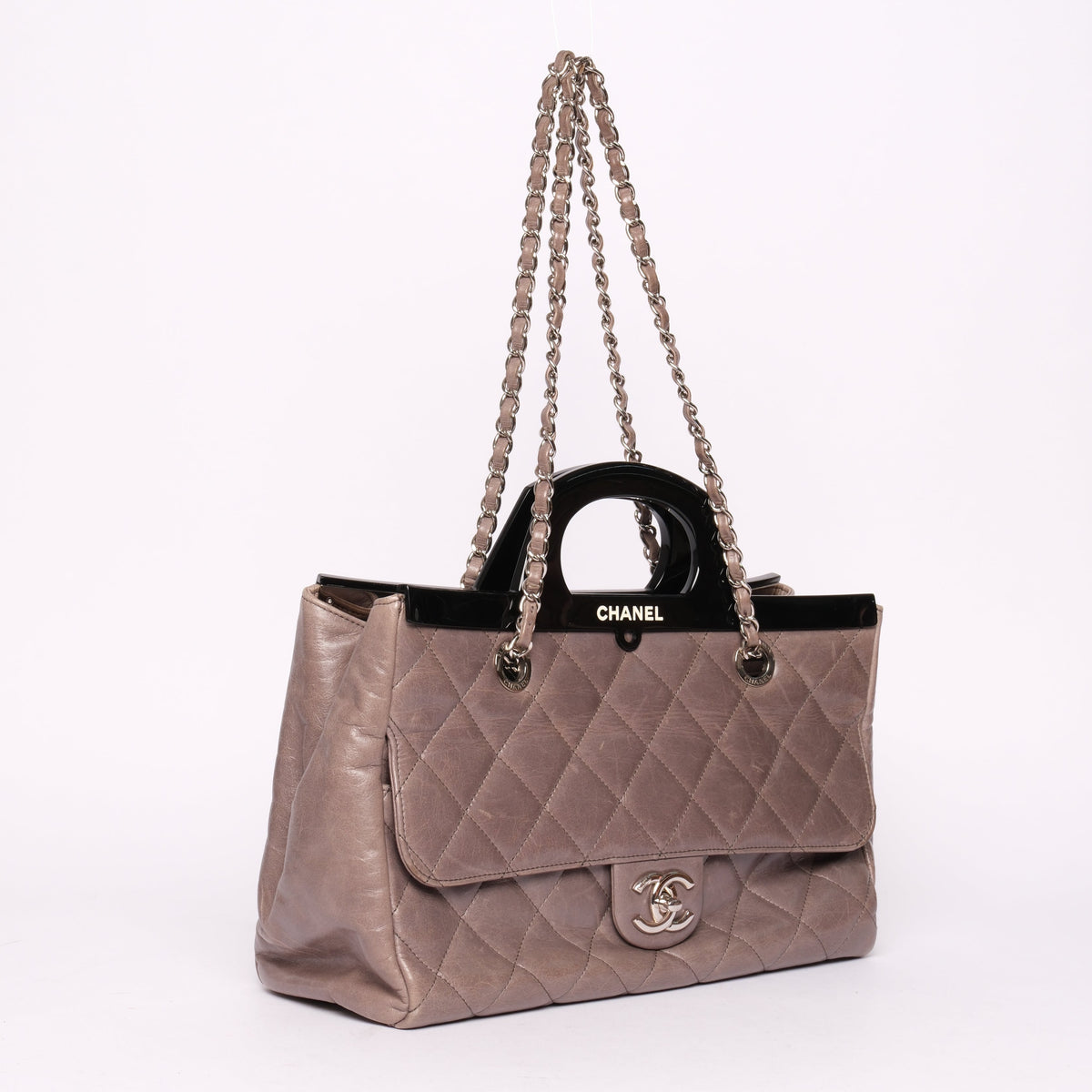 Chanel Gray Lambskin Quilted Acrylic Handle Delivery Flap