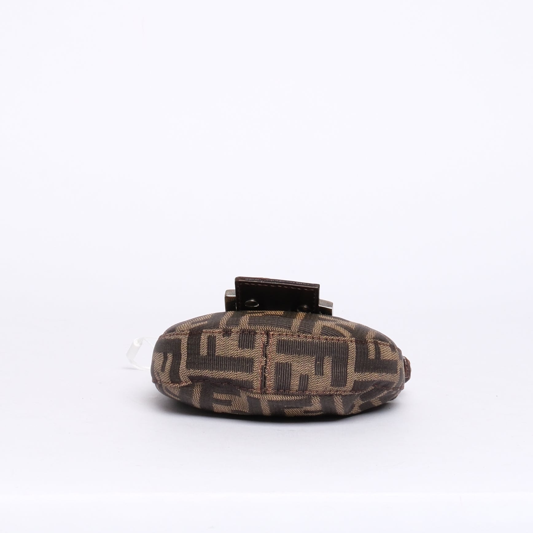 FENDIクワドロミニ Fendi Brown Canvas Zucca Monogram Mini Croissant Top Handle Bag
